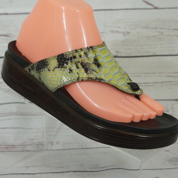 Donald J. Pliner Shoes - Donald J Pliner Fig Platform Sandals 6.5